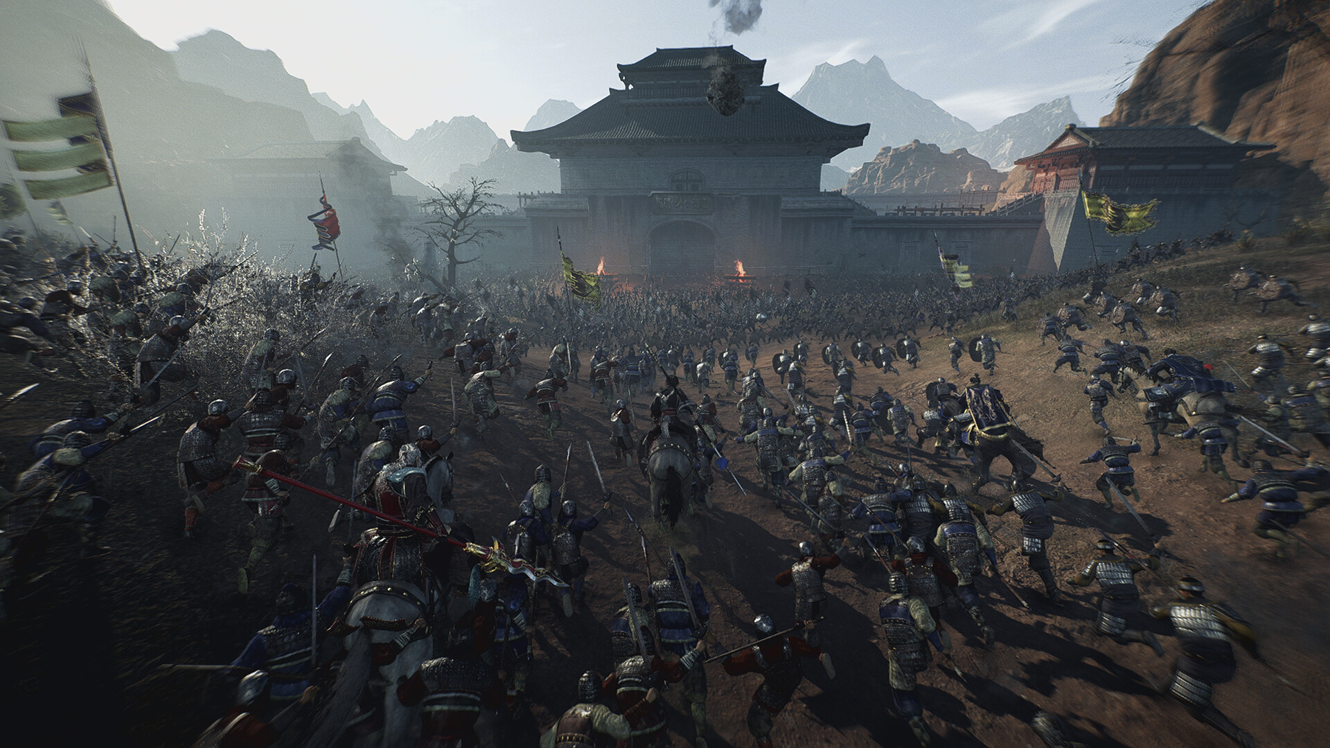 Guerreros luchando en batallas multitudinarias en Dynasty Warriors Origins
